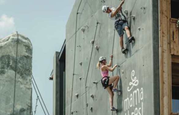 FEEL THE SUMMER 2018